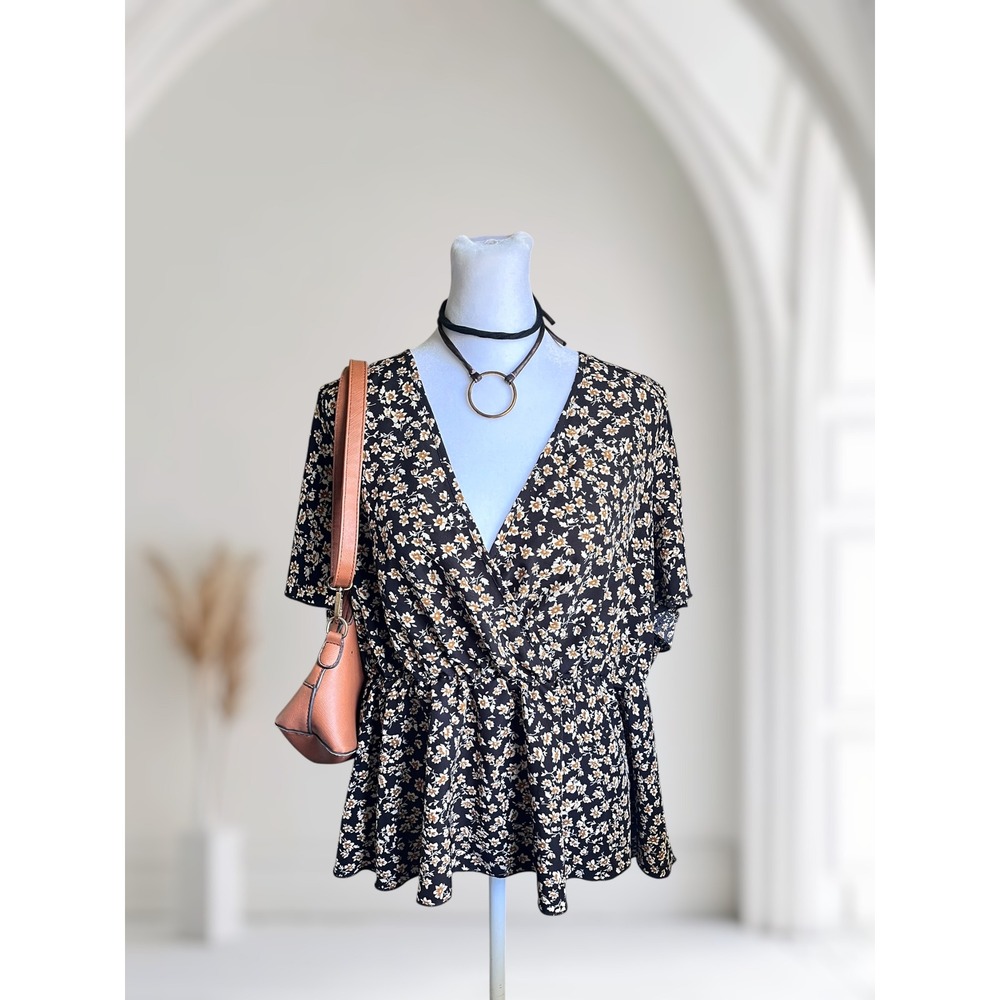 SHEIN Curve 3XL Floral Faux Wrap Peplum Blouse Flutter Sleeve